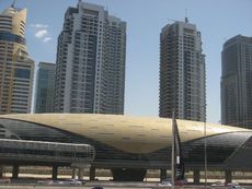 051 Dubai, S-Bahnstation.JPG